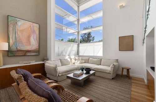 Sunshine Beach House | Anna Superbly Stylish Luxury Townhouse