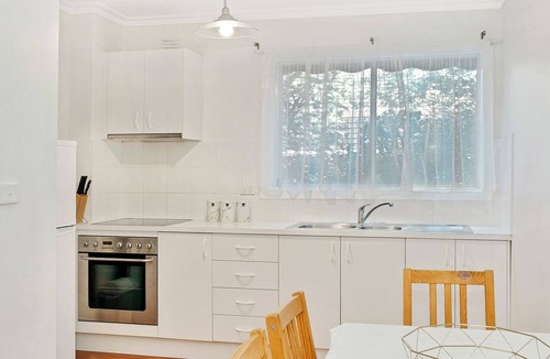 Blackburn Apartment | Apartment 2 Vine Str Blackburn
