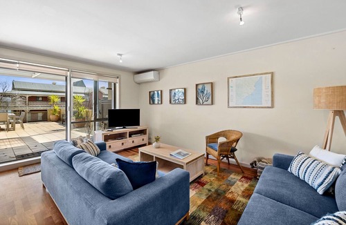 Lorne Apartment | Apartment 23 Pacific Apartments