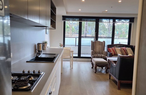 Windsor Apartment | Apartment in Windsor