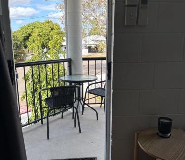 West End Apartment | Apartment on Henry
