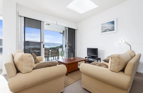 Apollo Bay Apartment | Apollo Blue 11