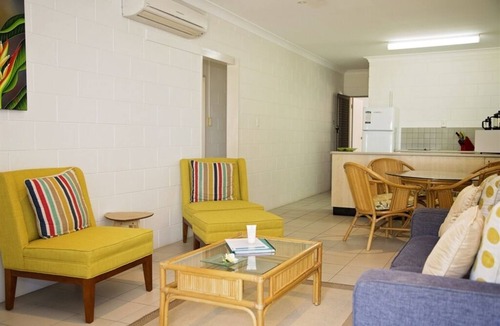 South Mission Apartment | Apollo Jewel Beachfront No 2