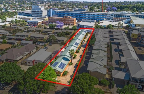 South Toowoomba Apartment | Apollo Lodge