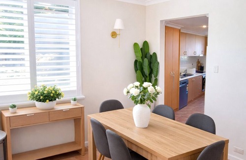 Halls Head Apartment | Apollo Stayz Waterview Bliss 5 | Luxury Canal, Pool, Spa, Jetty