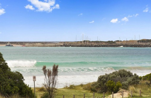 Apollo Bay House | Aqua Blue