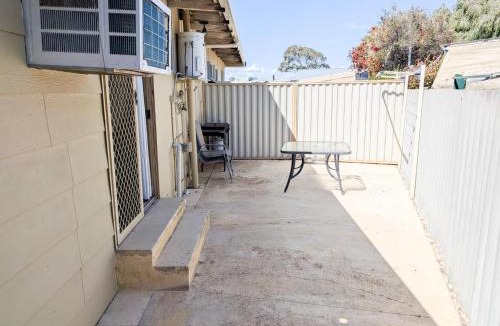 Lancelin House | Aqua Sands Chalets