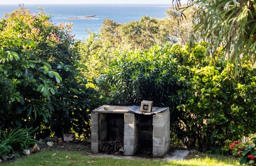 Point Lookout House | Arcadia - Original Straddie 3 Bedroom Home