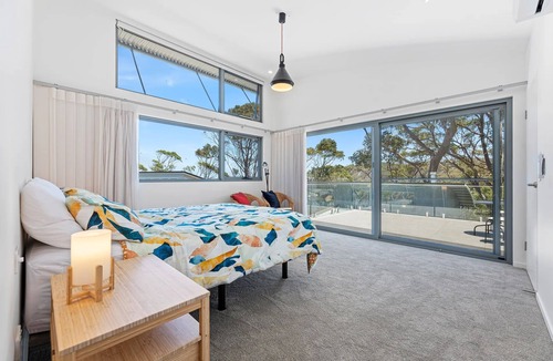 Rosedale House | Architectural Beachfront Escape | Yowani House