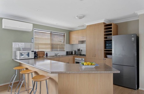 Cape Woolamai House | Area 51 by Ready Set Stay - Close to the Beach & Pet Friendly