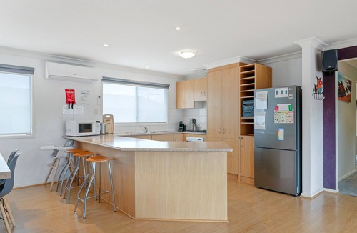 Cape Woolamai House | Area 51 by Ready Set Stay - Close to the Beach & Pet Friendly