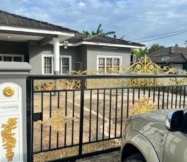 Jengka House | Aristar D'Permatang Homestay 4 mu5lim
