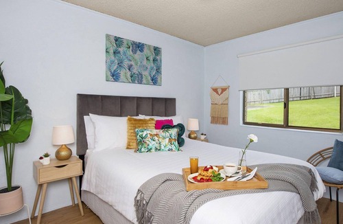 Gerringong Apartment | Armstrong Ridge - Refurbished unit with views to hills