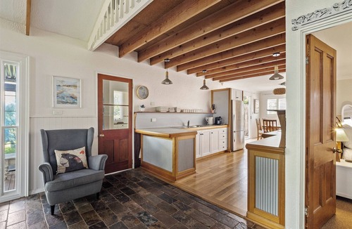 Prevelly House | Aroha - Character Filled Coastal Home in Prevelly