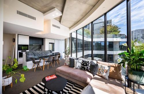 City West Apartment | ART 312