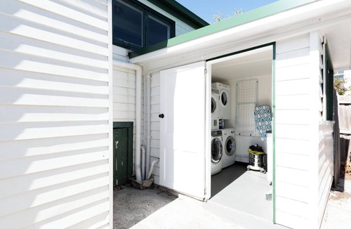 South Launceston House | Art Deco Cottage.
