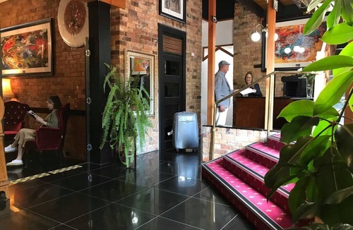 Launceston CBD Hotel | Art Hotel on York