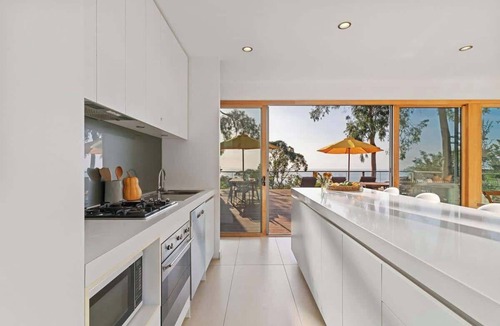 McCrae House | Arthurs Sanctuary - Bay Views, 100sqm deck