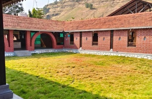Wai Hotel | Ashoka Resort