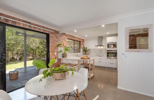 Peregian Beach Apartment | Ashton Villa 1