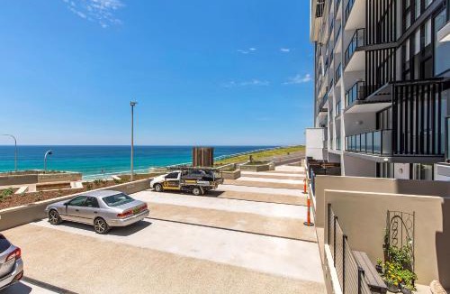 Newcastle Apartment | Astra Apartments Newcastle Beach