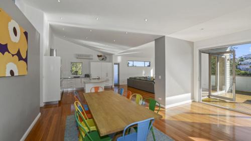 North Avoca House | At The Beach - Great Family House