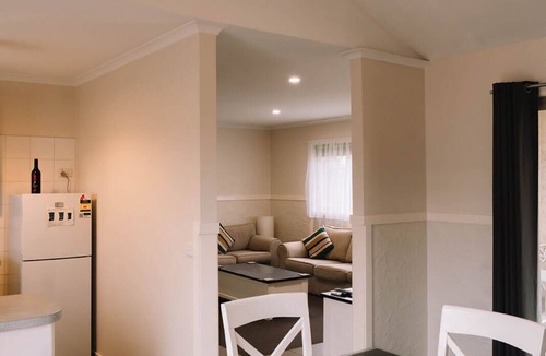 Surf Beach House | At The Beach Phillip Island - Beachley Bungalow 1 - Inc WIFI