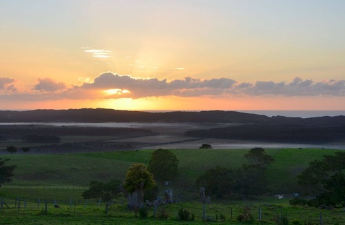 Newrybar House | Luxury Guesthouse in the Byron Bay Hinterland