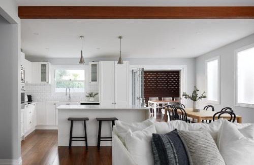 The Junction House | Austin Cottage - Pet friendly!