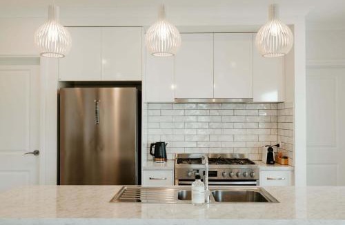 Nepean Bay House | Avalon Beachfront - Kangaroo Island