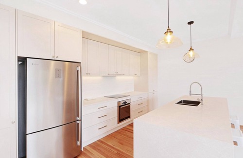 Avoca Beach House | Avoca Chic - Modern Town House