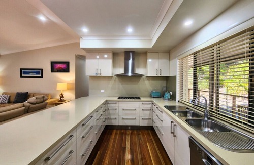 Kingfisher Bay House | Avoca Holiday House Fraser Island