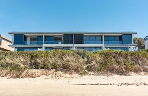 Cremorne House | Award-winning beachfront luxury in Cremorne