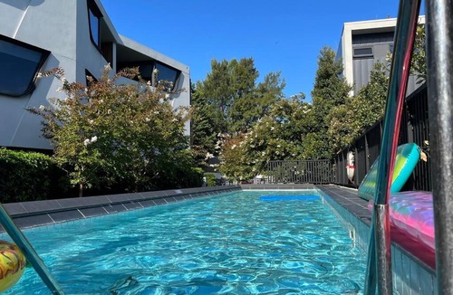 Caulfield North Apartment | Award winning designer complex – Cantala