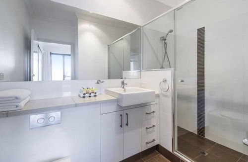 Mandurah Apartment | Awesome Views Dolphin Quay Apartment Mandurah