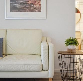 St Marys Apartment | Ayliffes Executive Apartment - Near Flinders