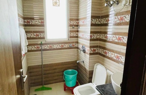 Jharsa Village Hotel | Azalea By Oasis Stays