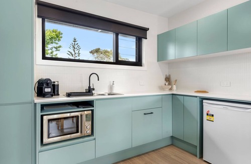 Callala Beach Apartment | Azure Studio - Ocean Glimpses - 3 Mins Walk to Beach