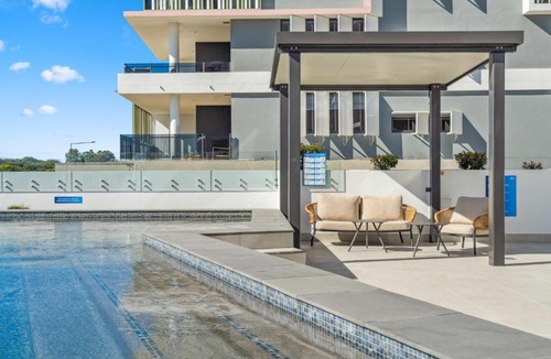Bokarina Apartment | Azzure Haven - Resort-style Living by Bokarina Beach