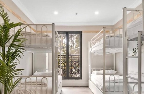 Darlinghurst Hostel | Azzurro Boutique Hotel - Surry Hills
