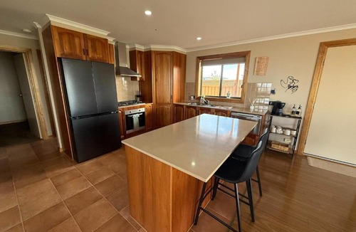 Melville House | B & B on Yorkes