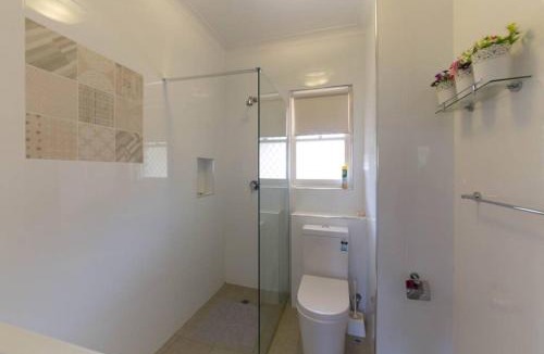 Crawley Apartment | B9 Crawley Apartment 1 BRM & Sleepout near UWA