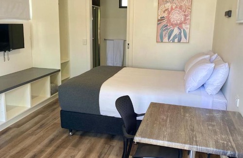 Bacchus Marsh Hotel | Bacchus Marsh Caravan Park