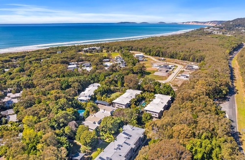 Rainbow Beach Apartment | Baden 52 - Rainbow Shores. Gorgeous Resort Unit With Pool and Tennis Court