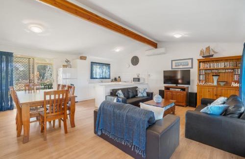 Middleton House | Bailey Lodge comfortable and affordable