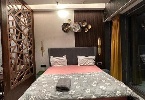 Dadri Hotel | Baithak