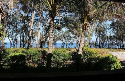 Brisbane Waterfront House | Bali Shack Moreton island
