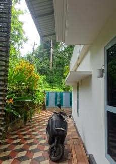 Chirayinkil Villa | Balitabay