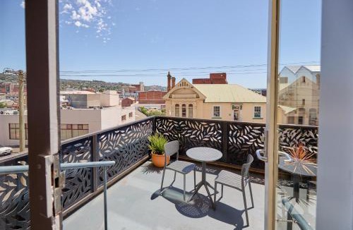 Launceston CBD Hotel | Balmoral On York