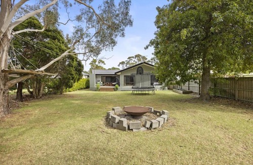 Balnarring Beach House | Balnarring Beach Haven - peaceful retreat, walk to beach